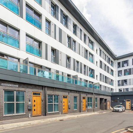 1 Bed Apartment - Redhill Central, Surrey, Gatwick #3 Εξωτερικό φωτογραφία