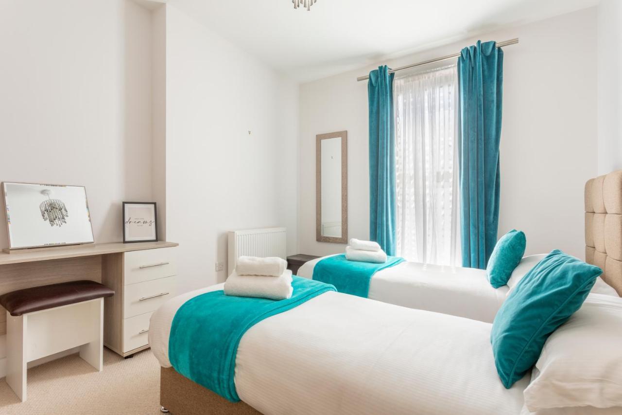 1 Bed Apartment - Redhill Central, Surrey, Gatwick #3 Εξωτερικό φωτογραφία