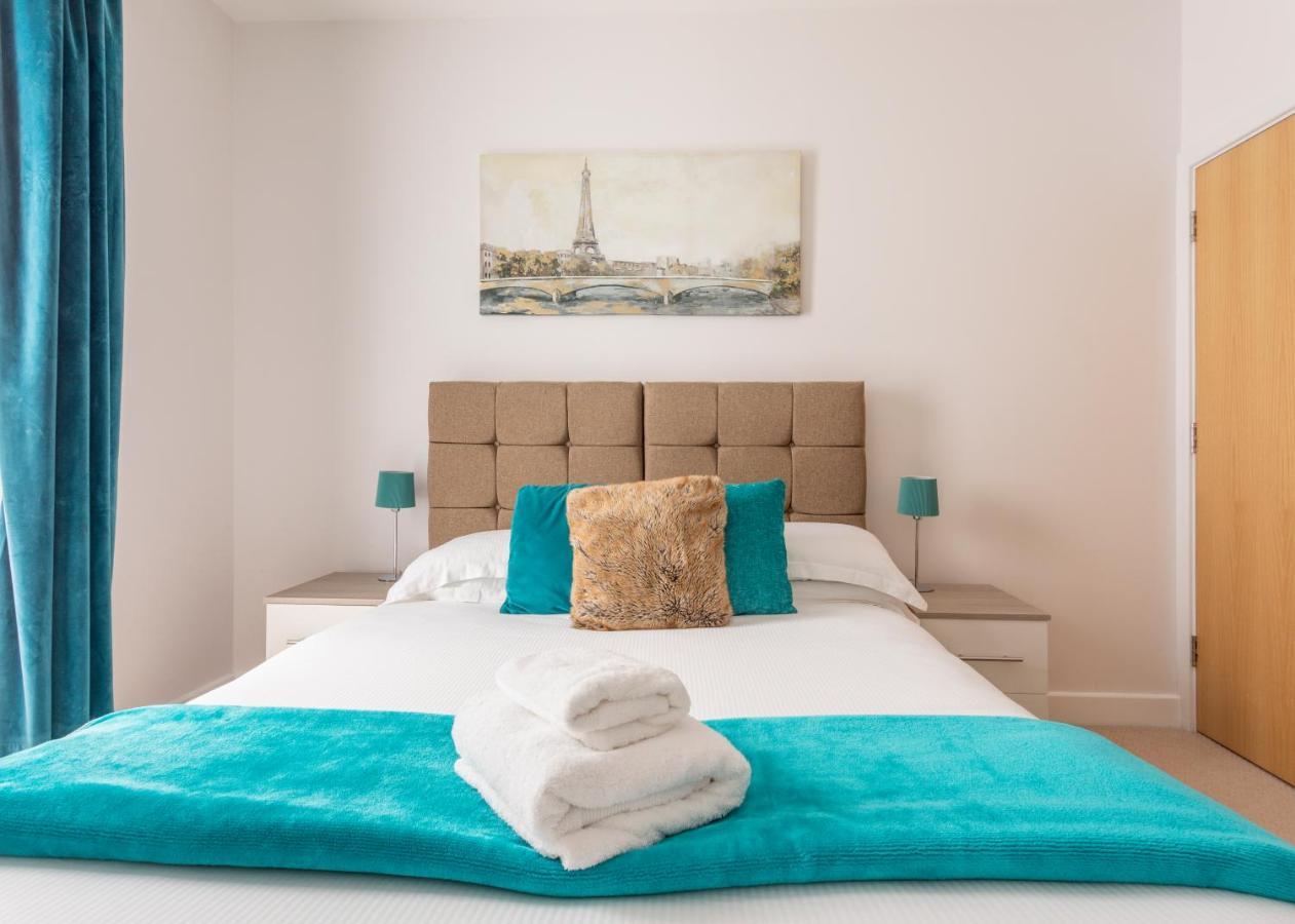 1 Bed Apartment - Redhill Central, Surrey, Gatwick #3 Εξωτερικό φωτογραφία